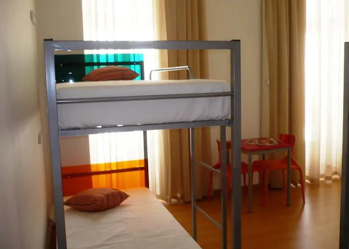 Hi - De Juventude Hostel *