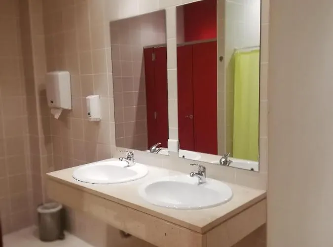 Hi - De Juventude Hostel *