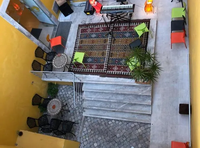 Hi - De Juventude Hostel